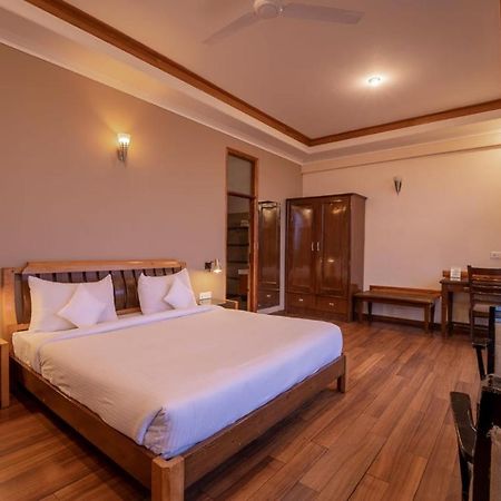Nature View Resort !! A Four Star Lavish & Luxury Resort Чайл Екстериор снимка